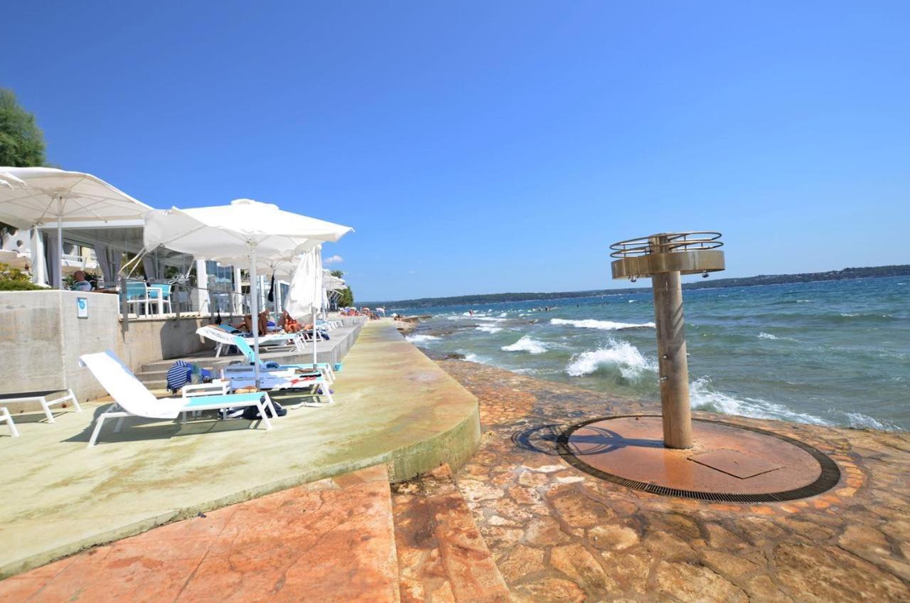 Apartmán Lili Novigrad Istria Exteriér fotografie
