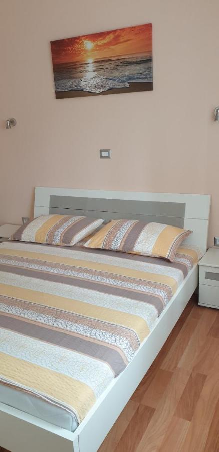 Apartmán Lili Novigrad Istria Exteriér fotografie
